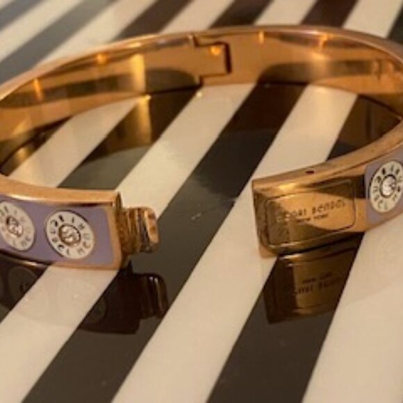 Henri Bendel Rare Rivet Enameled Swarovski Bangle - Picture 9 of 11